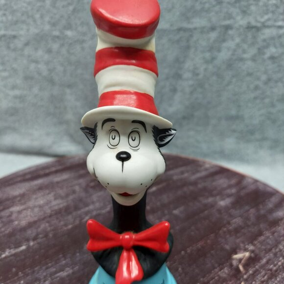 Dr. Seuss "The Cat In The Hat" Figurine 2000 Hallmark Cards with Box - Picture 2 of 9